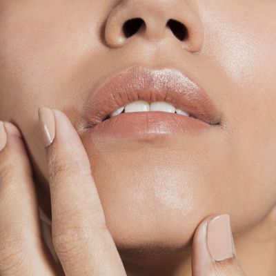 Kosmetische Behandlung bei go'smetics in München – Hautpflege und Beauty-Treatment für sichtbare Ergebnisse